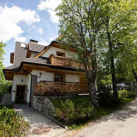Strzelcow Podhalanskich 30 Apartment *